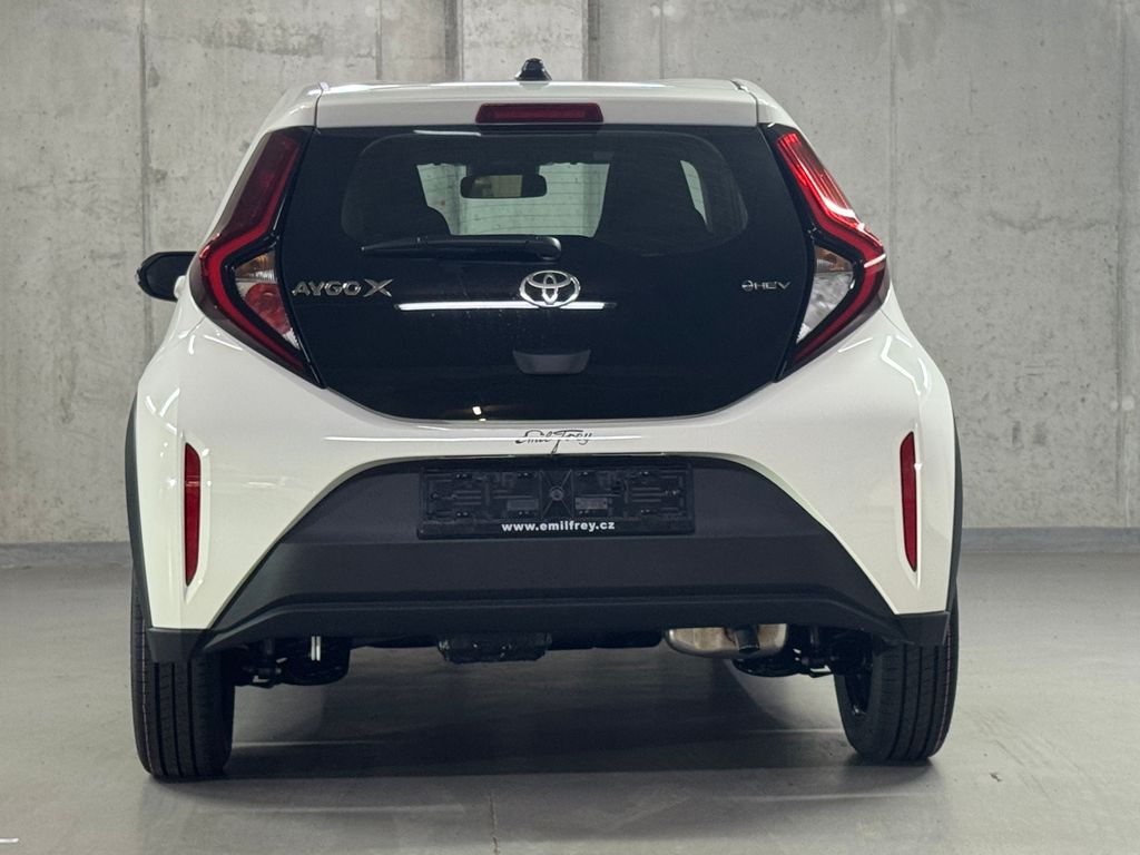 toyota-aygo-aygox-active-1-5-hybrid-116k - 5