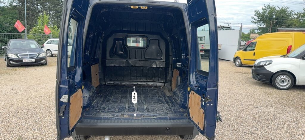 ford-tourneo-connect-1-8-tdci-90k-230-lwb - 5