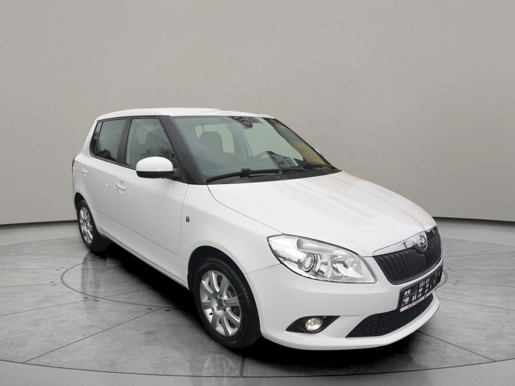 skoda-fabia-1-2tsi-sport - 2