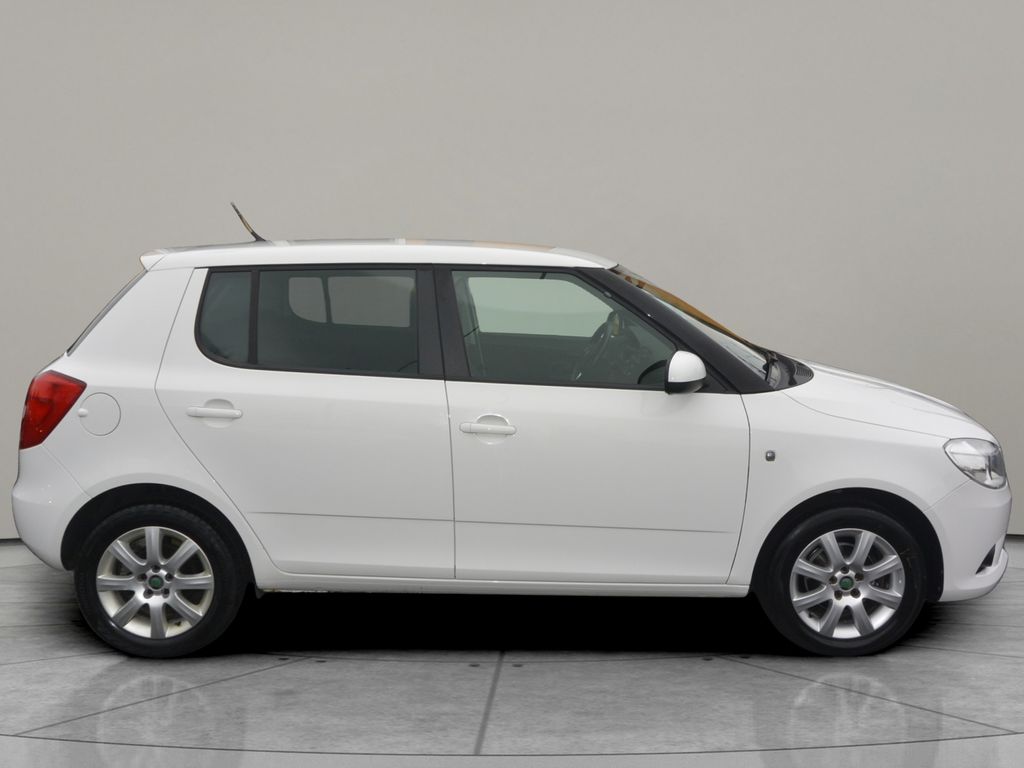 skoda-fabia-1-2tsi-sport - 3