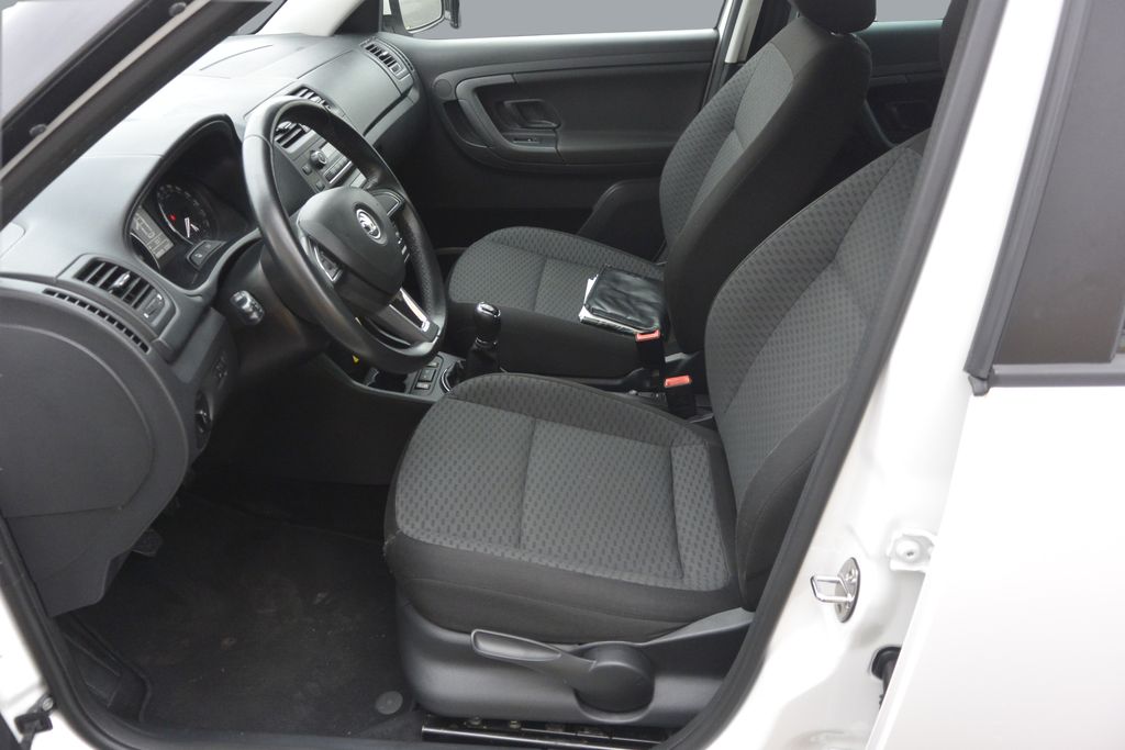 skoda-fabia-1-2tsi-sport - 7