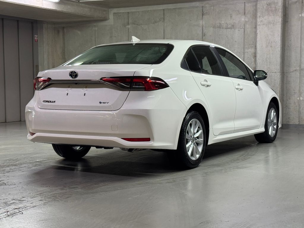 toyota-corolla-comfort-1-8-hybrid-140-k-cv - 4