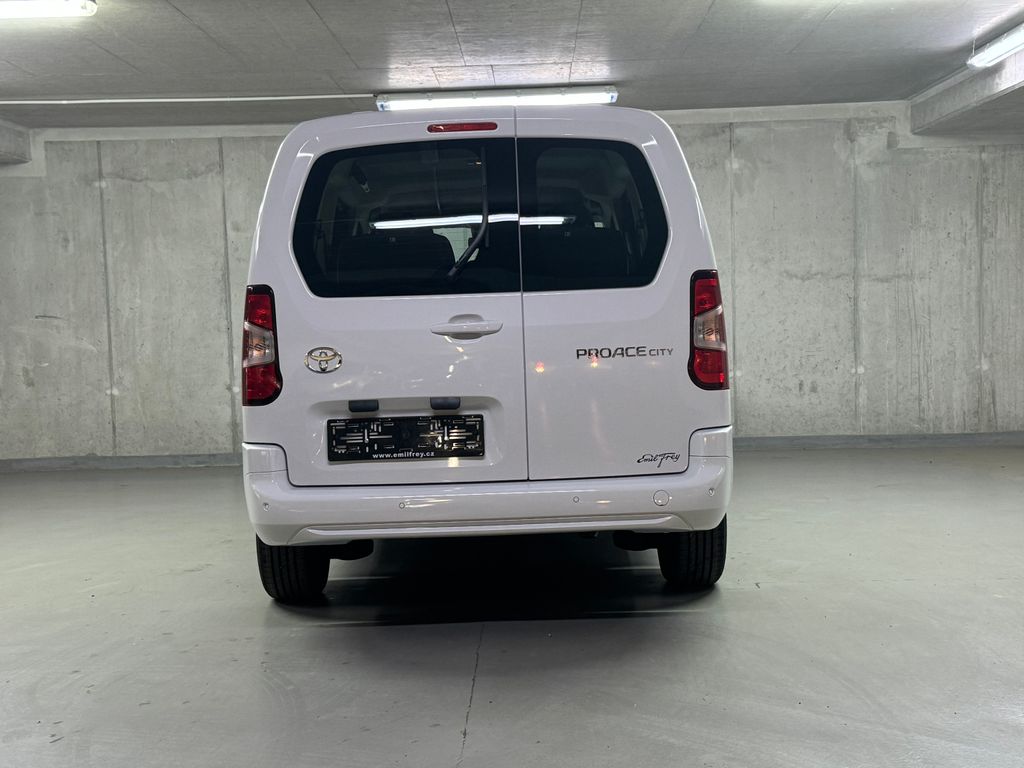 toyota-proace-city-verso-business-1-2-long-5-mist - 5
