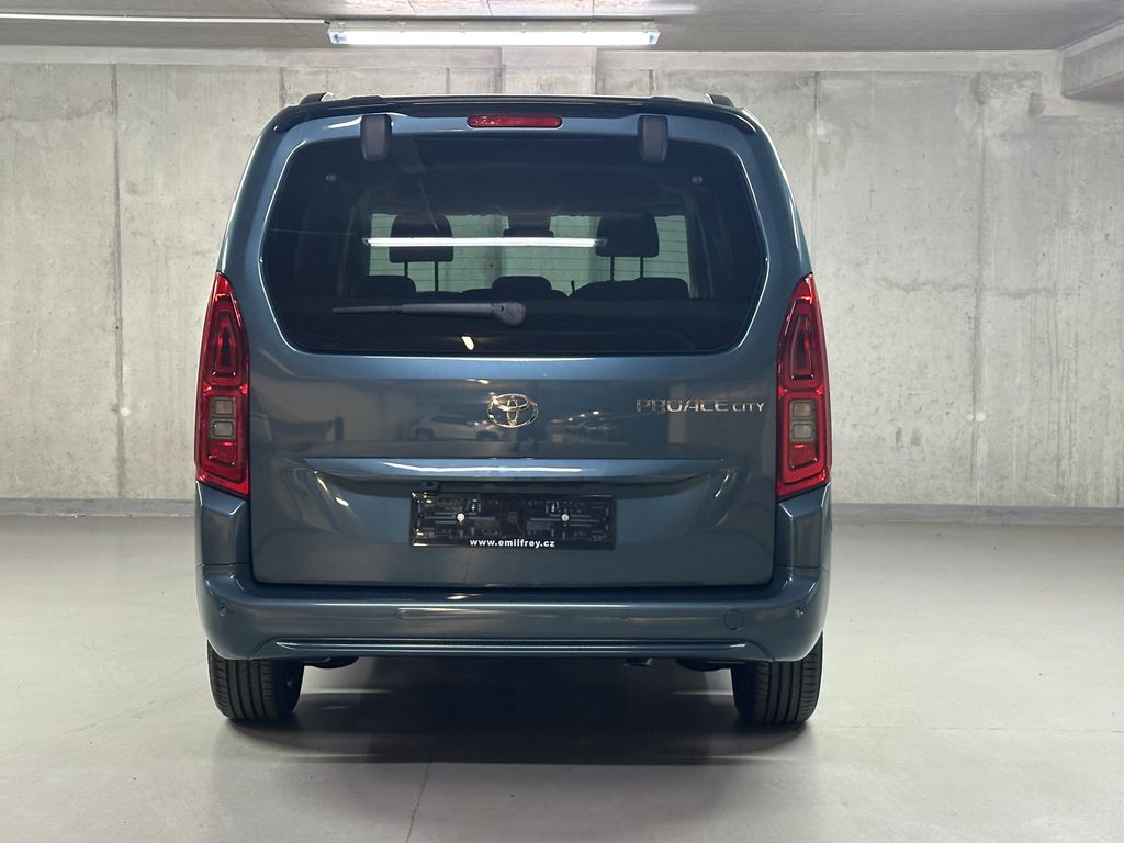toyota-proace-city-verso-family-1-5-at-long - 5