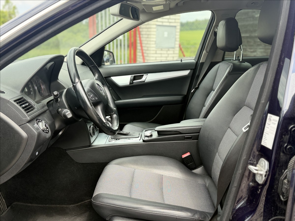 mercedes-benz-tridy-c-2-2-cdi-automat-navi - 8