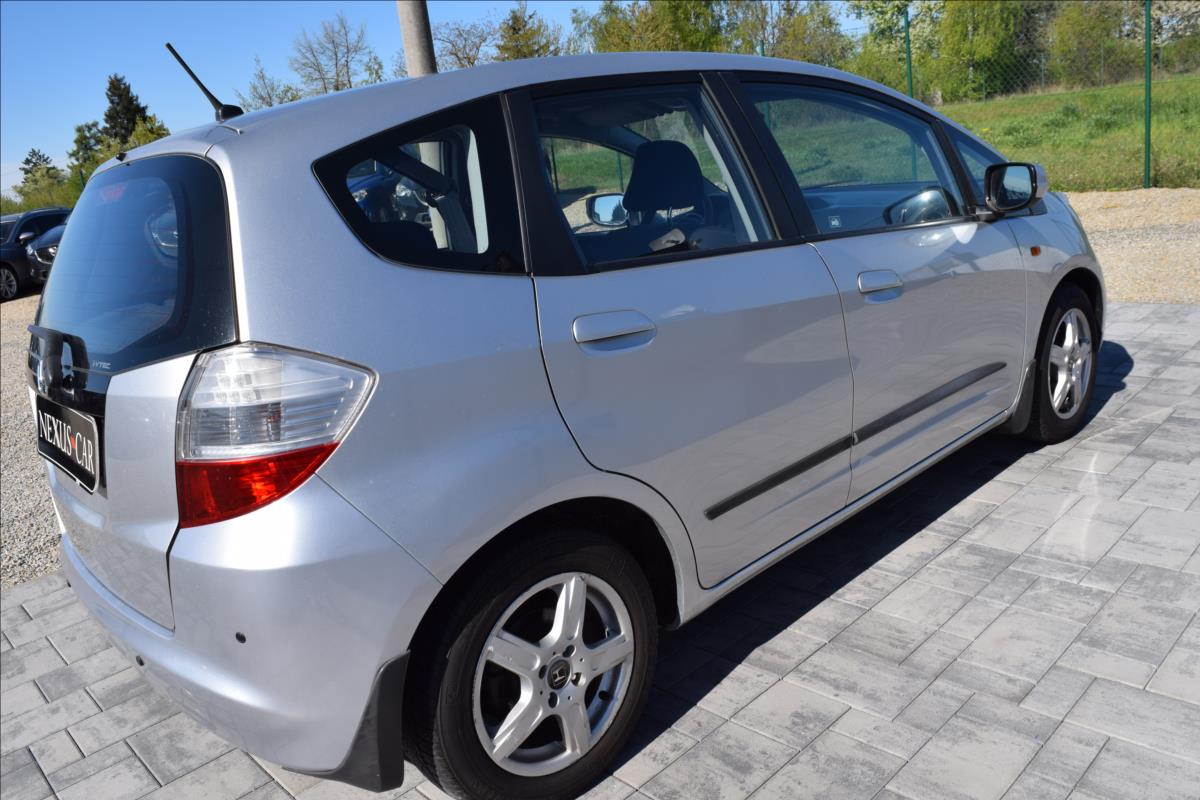 honda-jazz-1-2-vtec-66kw-nizke-km-alu - 4