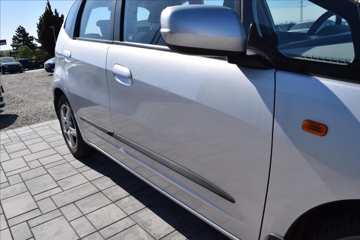 honda-jazz-1-2-vtec-66kw-nizke-km-alu - 8