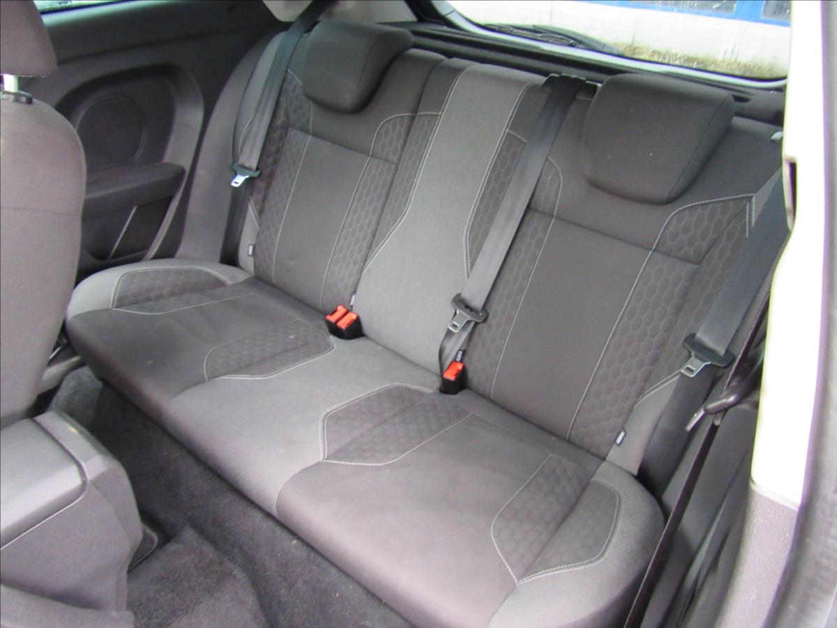 ford-fiesta-1-0-92kw-ecoboost-st-line - 9