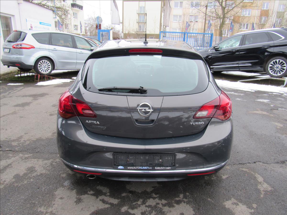 opel-astra-1-4-turbo-103kw - 4