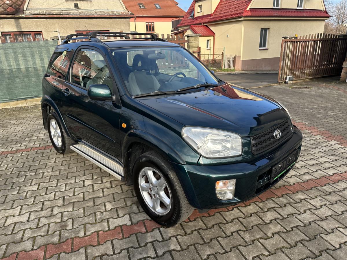 Toyota RAV4 2,0 BEZ KOROZE!!!