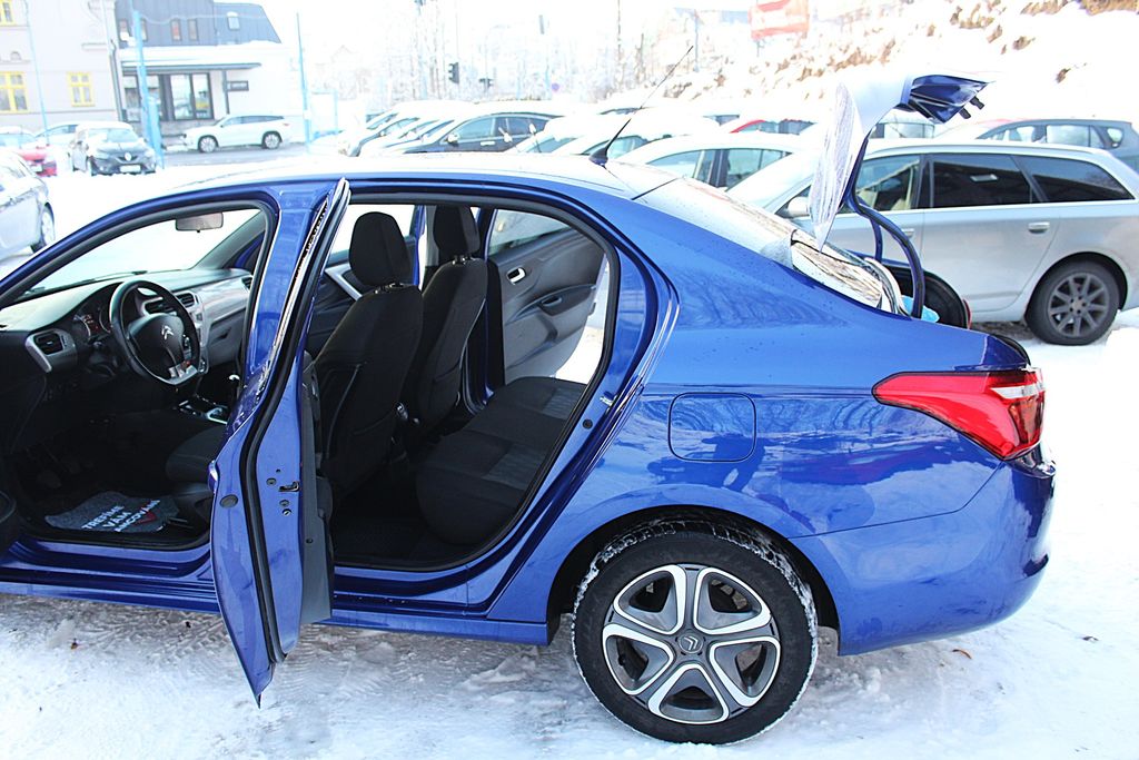 citroen-c-elysee-1-2i-61-kw-klima - 6