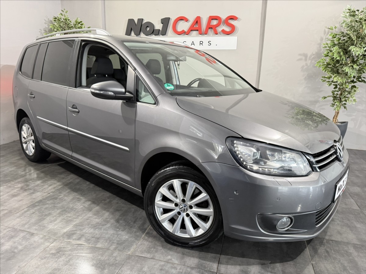 Volkswagen Touran 1,4   TSI DSG CNG BI-XEN KAMERA