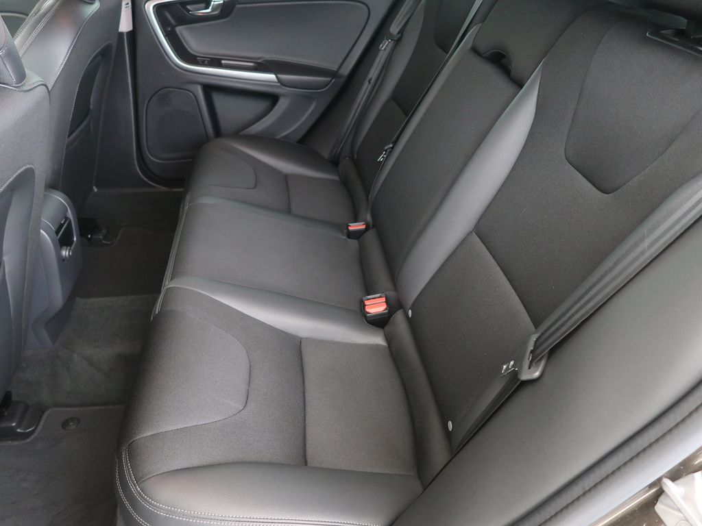 volvo-v60-2-0d4-110kw-manual - 9