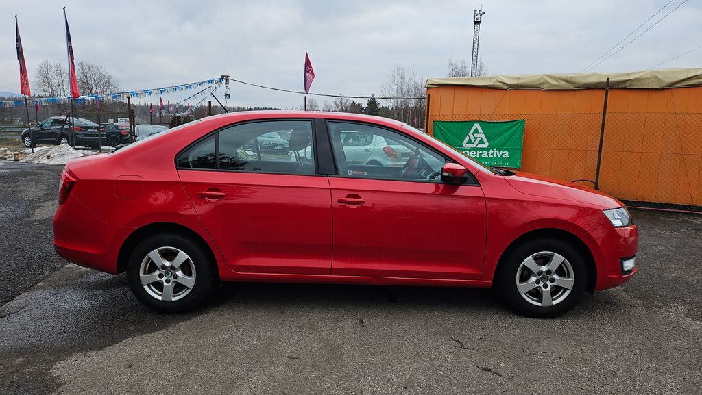 skoda-rapid-1-2i-ambiente-1-majitel - 2