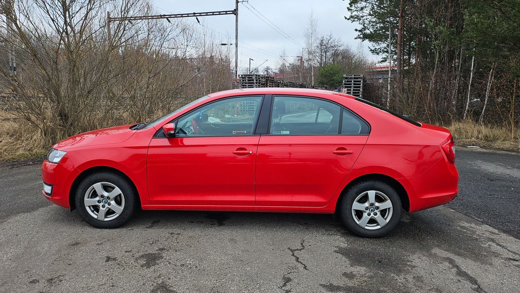 skoda-rapid-1-2i-ambiente-1-majitel - 3