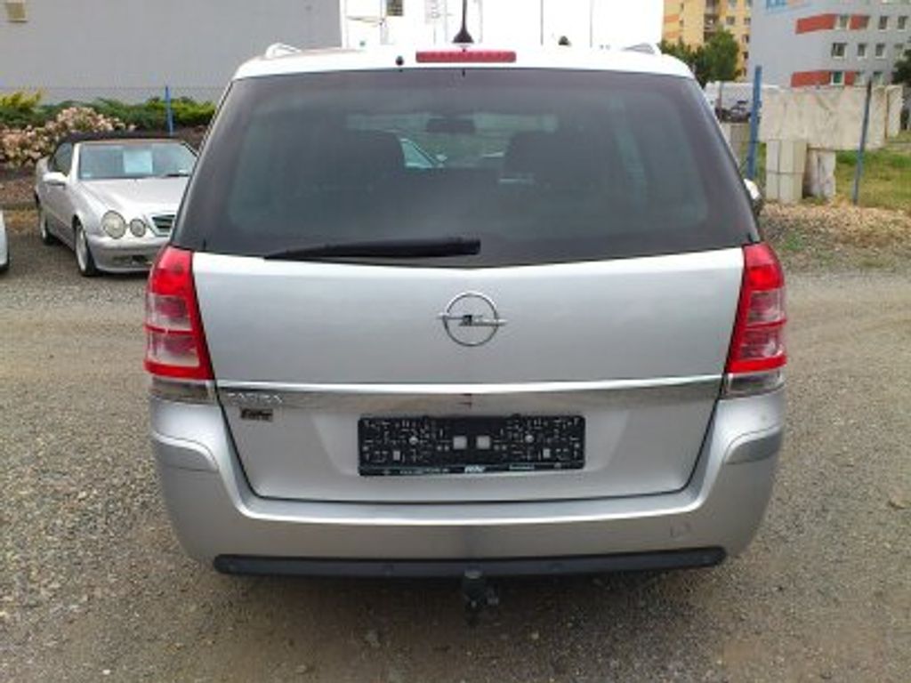 opel-zafira-1-8-i-103-kw-7-mist - 5