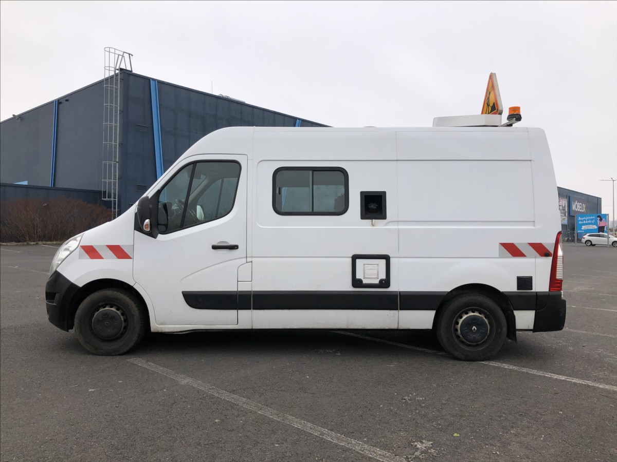 renault-master-2-3-dci - 4