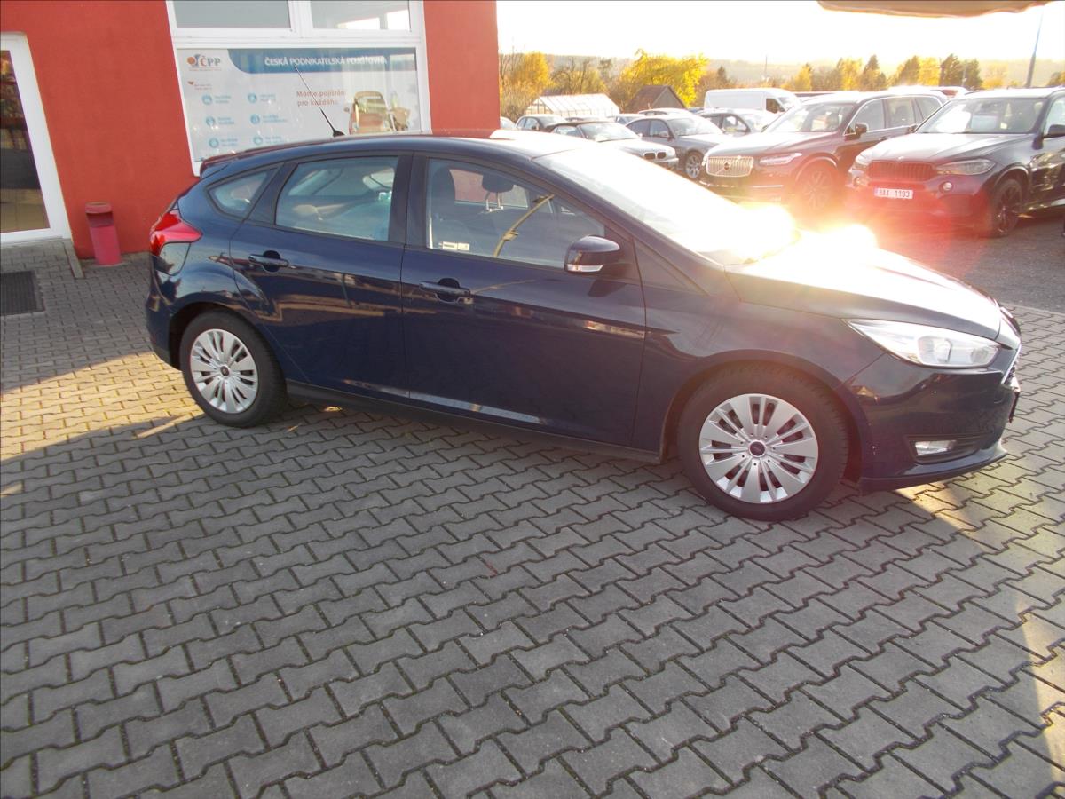 ford-focus-1-0-ecoboost-cr-2-majitel-od-r-2018-digiklima - 8