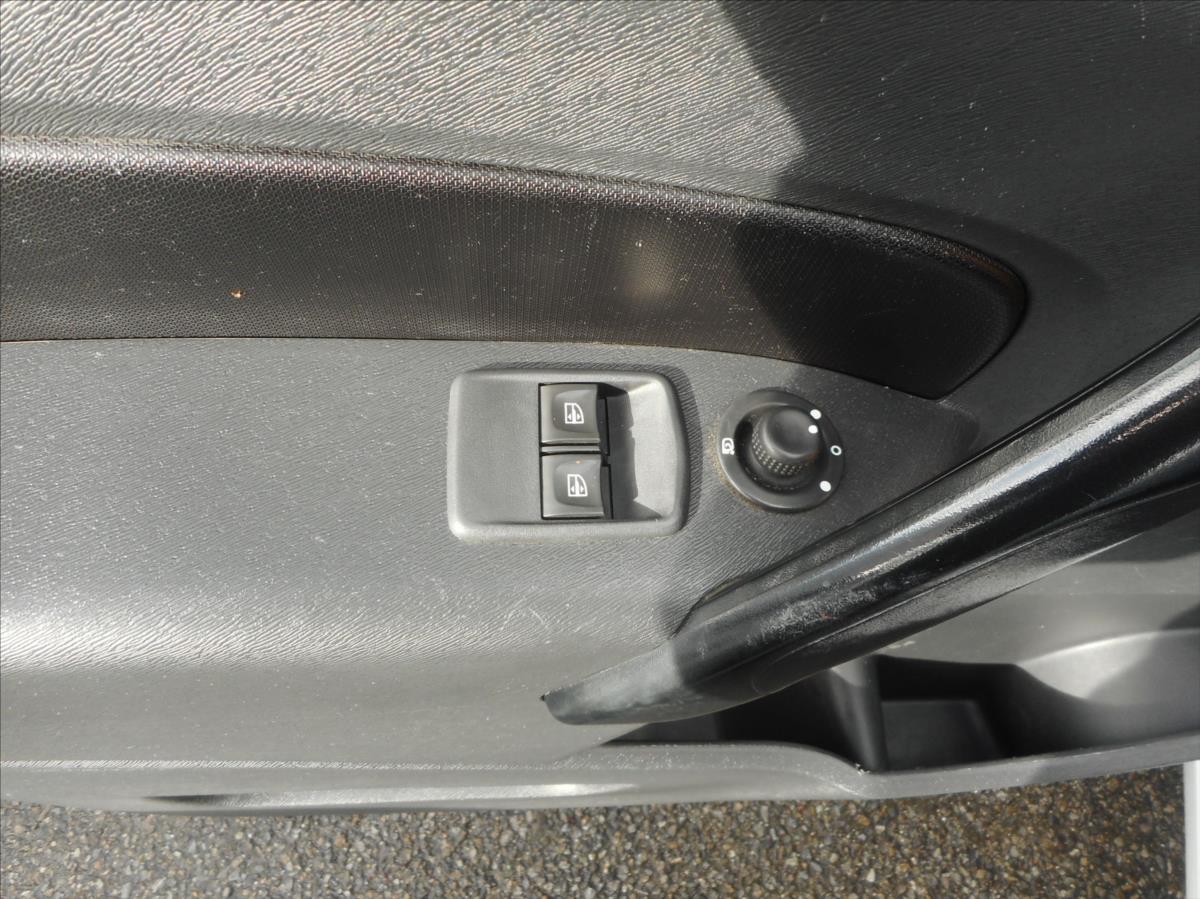renault-kangoo-1-5-dci-maxi - 9