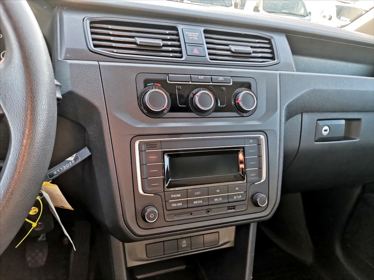 volkswagen-caddy-1-4tgi-81kw-maxi-poj-dilna-cr - 8
