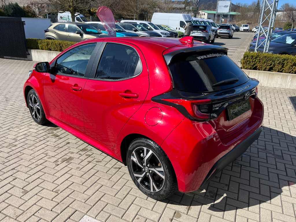 toyota-yaris-1-5-hybrid-e-cvt-style - 3