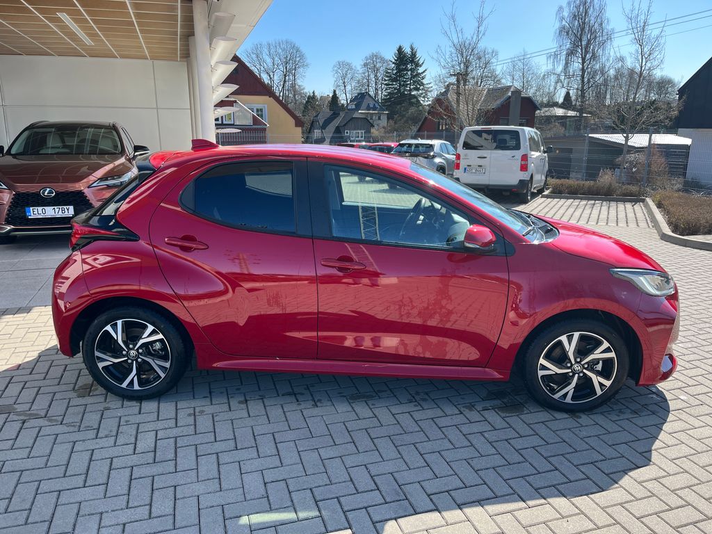 toyota-yaris-1-5-hybrid-e-cvt-style - 6