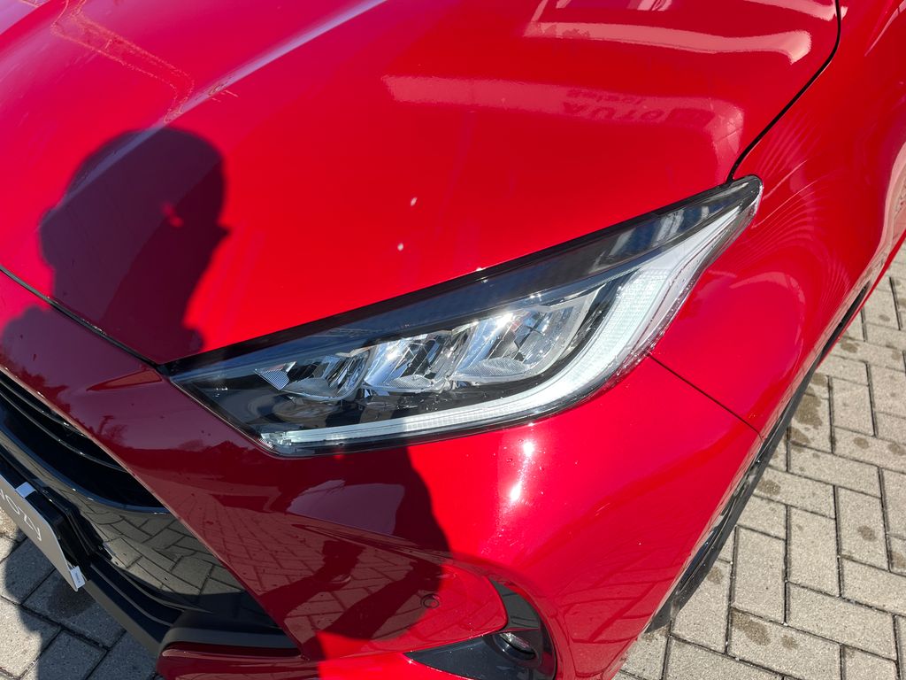 toyota-yaris-1-5-hybrid-e-cvt-style - 9