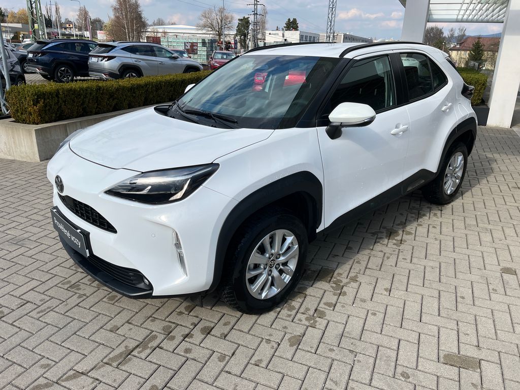toyota-yaris-cross-1-5-hybrid-e-cvt-4x4-comfort - 1