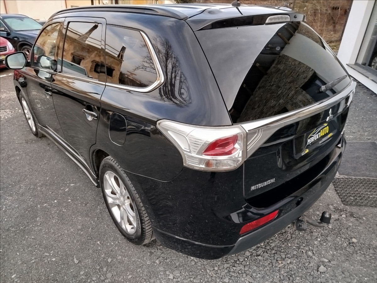 mitsubishi-outlander-2-3-d-110kw-automat-7-mist - 3