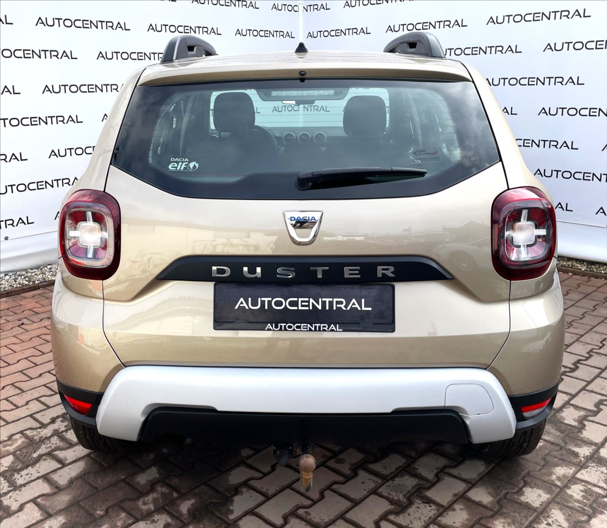 dacia-duster-1-6-i-84kw-serv-hist-stk-1-28 - 4