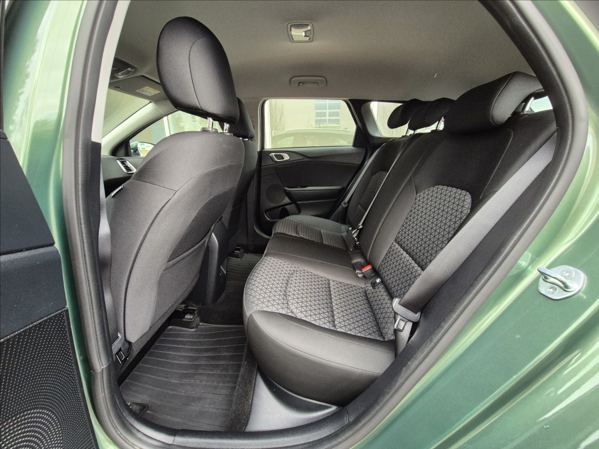 kia-ceed-1-0-t-gdi-cr-dph-1-maj - 9