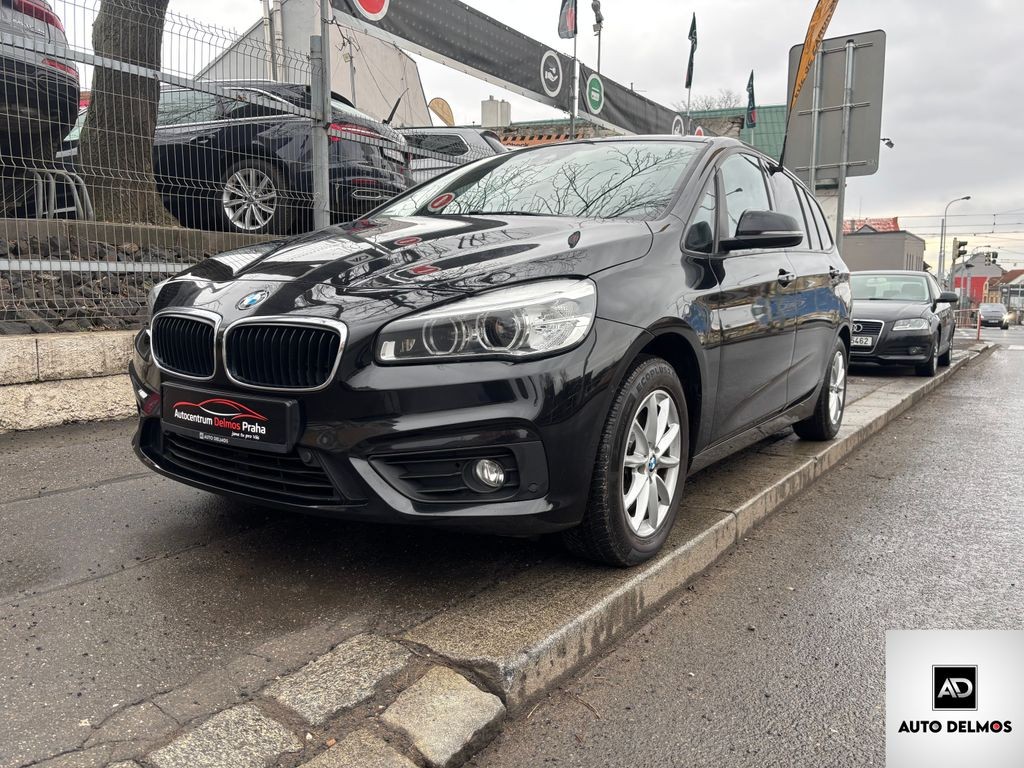 BMW Řada 2 218d/2017/1MAJ-SPORT PACKET,ZÁ