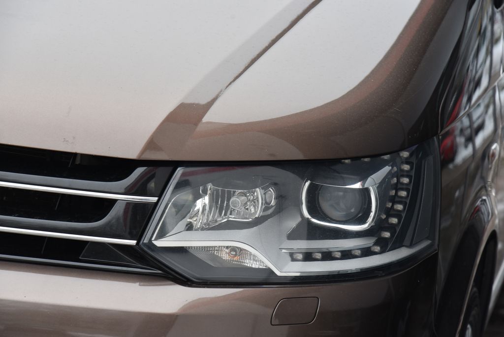 volkswagen-multivan-2-0-tdi-132-kw-dsg-highline - 3