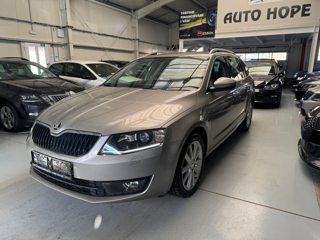 skoda-octavia-combi-1-6-tdi-dsg-style - 2