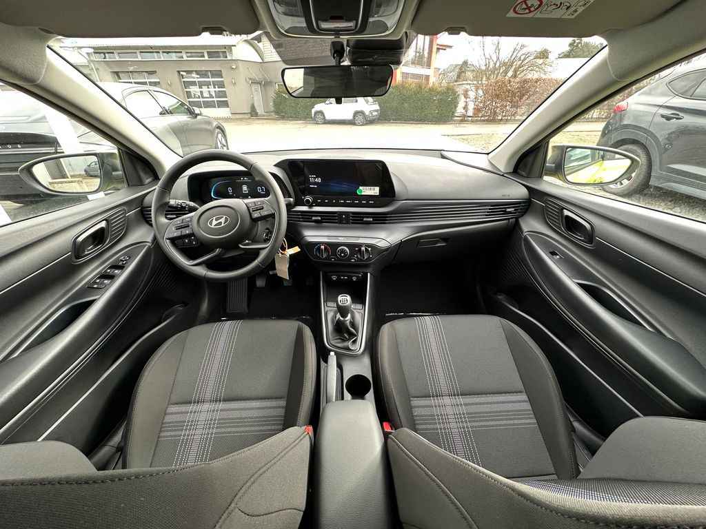 hyundai-i20-1-2i-go - 7