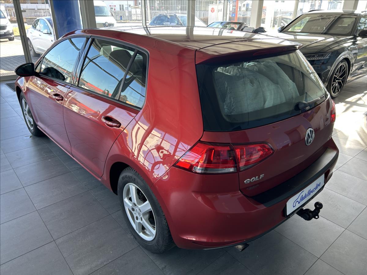 volkswagen-golf-1-2-tsi-77kw-serviska-tazne - 3