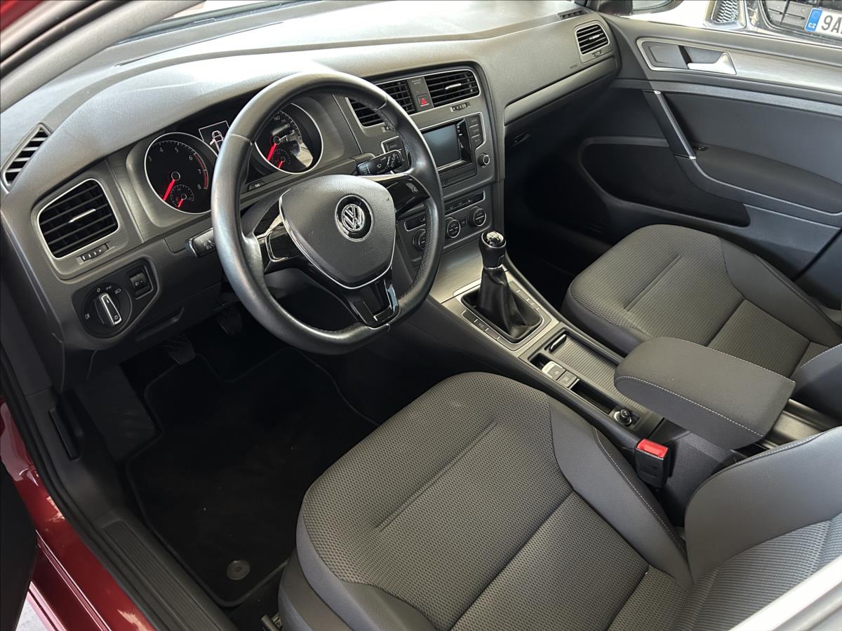 volkswagen-golf-1-2-tsi-77kw-serviska-tazne - 6