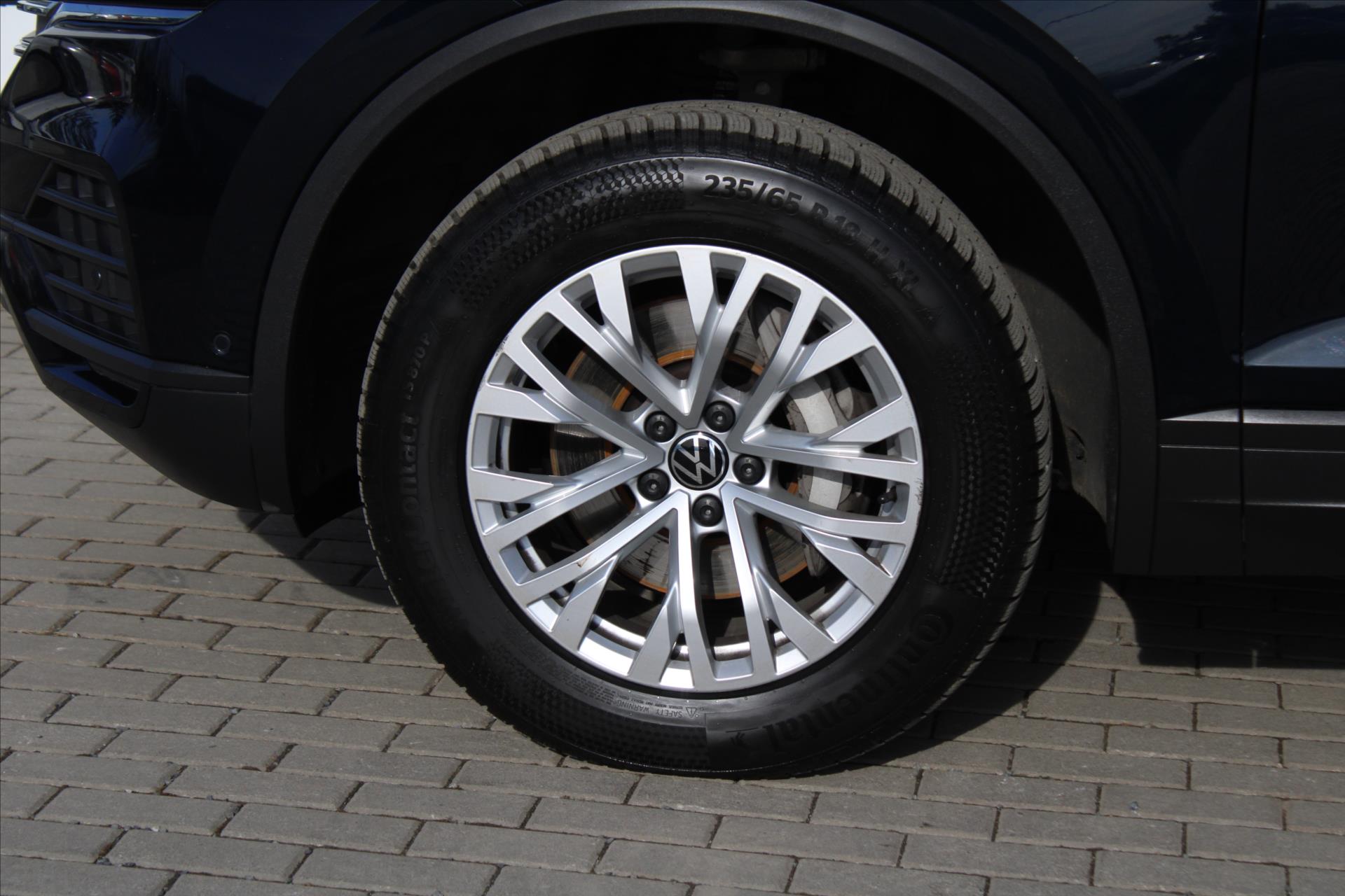 volkswagen-touareg-3-0tdi-4motion-navi-tazne-zar - 8