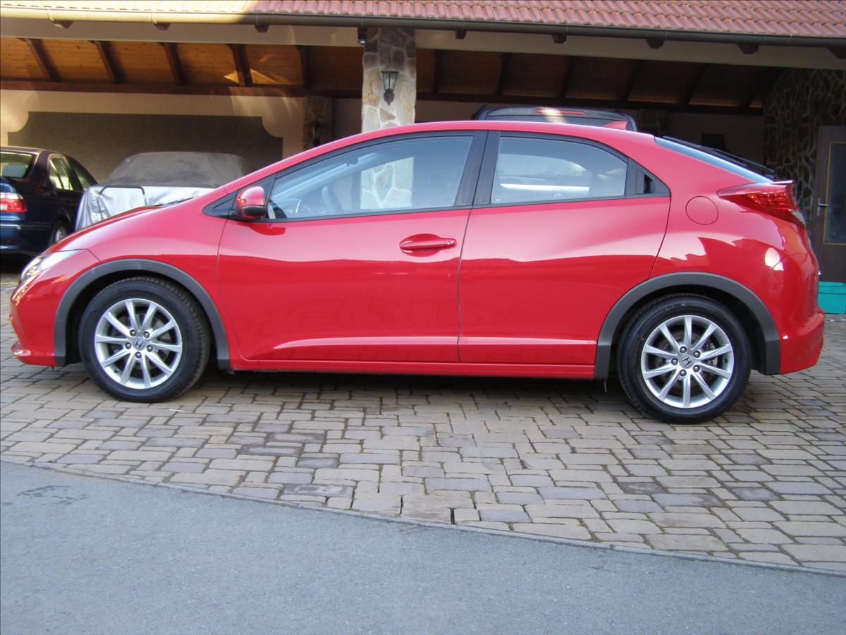 honda-civic-1-4-vtec-1majitel-po-stk - 1