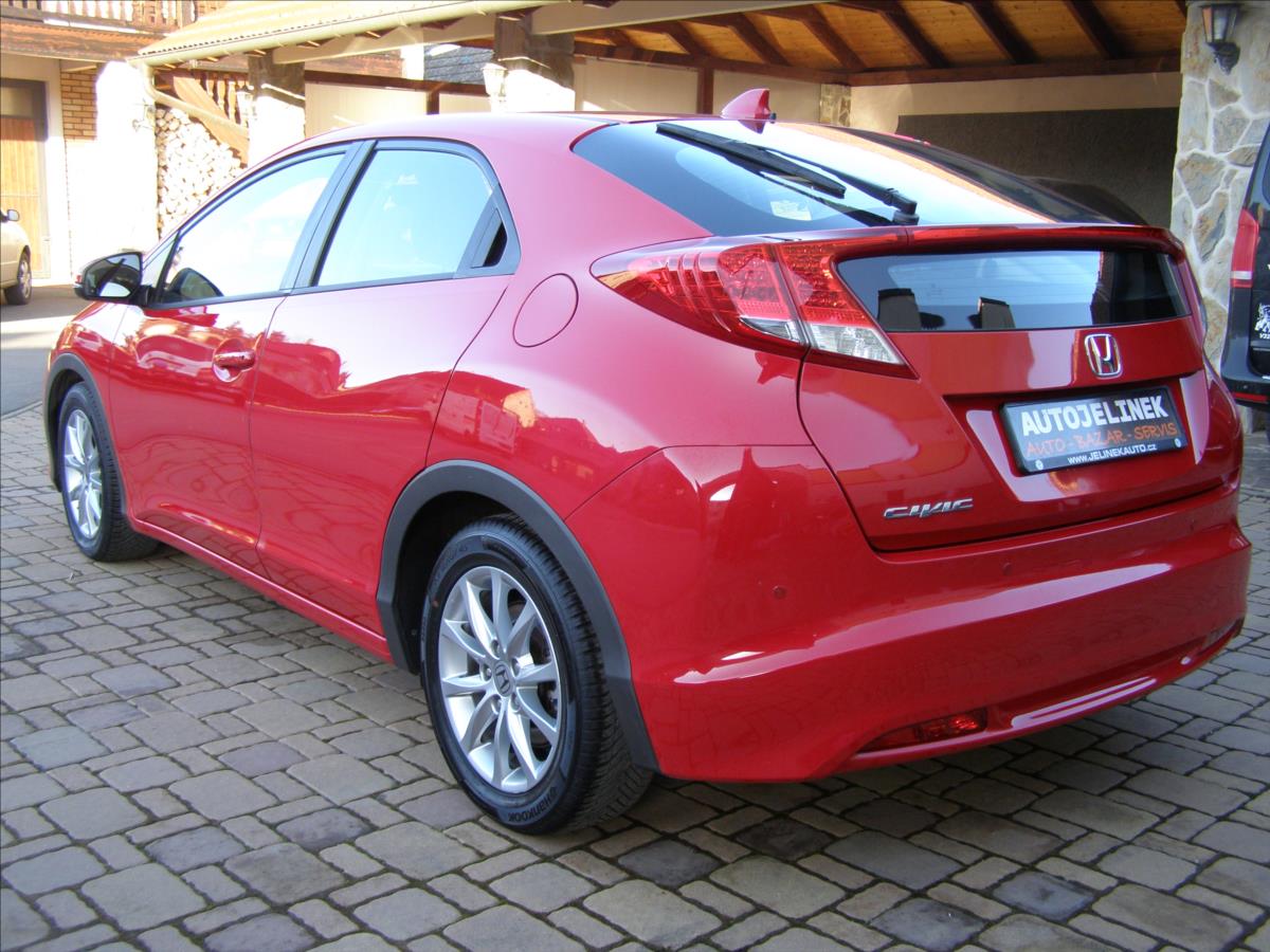 honda-civic-1-4-vtec-1majitel-po-stk - 2