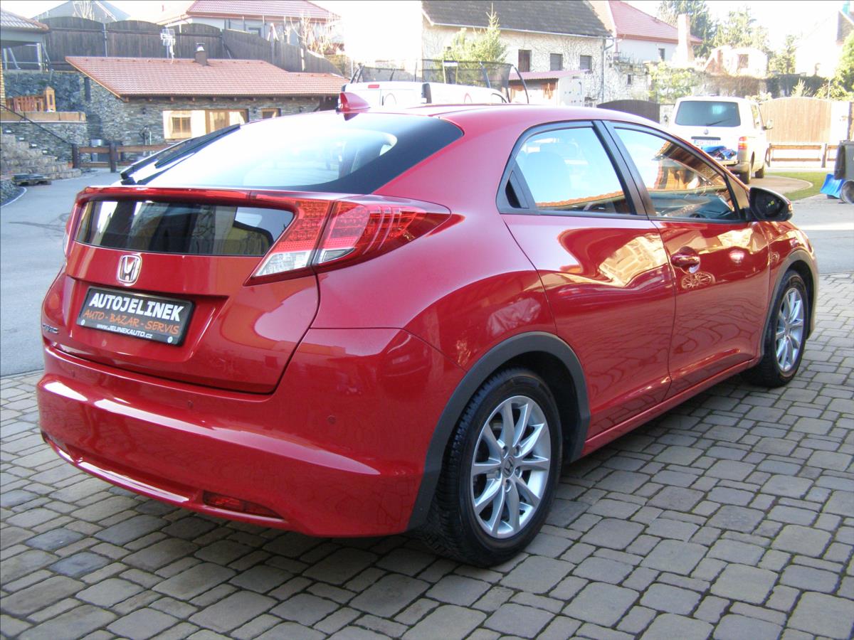 honda-civic-1-4-vtec-1majitel-po-stk - 4