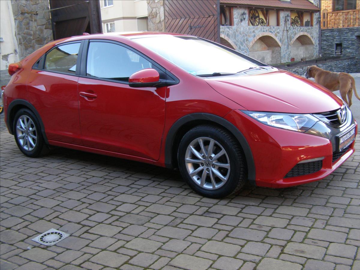 honda-civic-1-4-vtec-1majitel-po-stk - 5