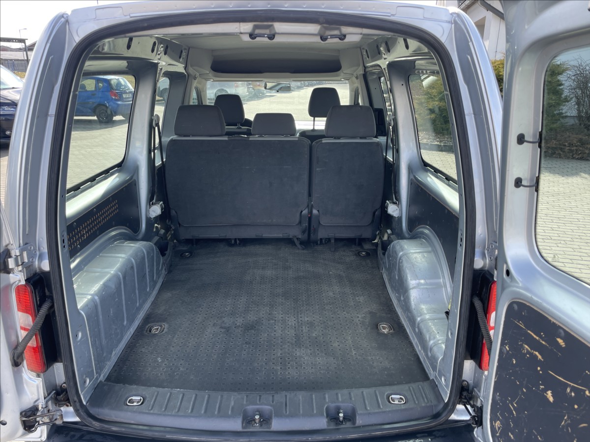 volkswagen-caddy-1-6-tdi-75kw-maxi-tazne-dph - 7