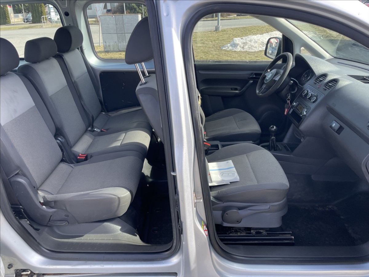 volkswagen-caddy-1-6-tdi-75kw-maxi-tazne-dph - 8