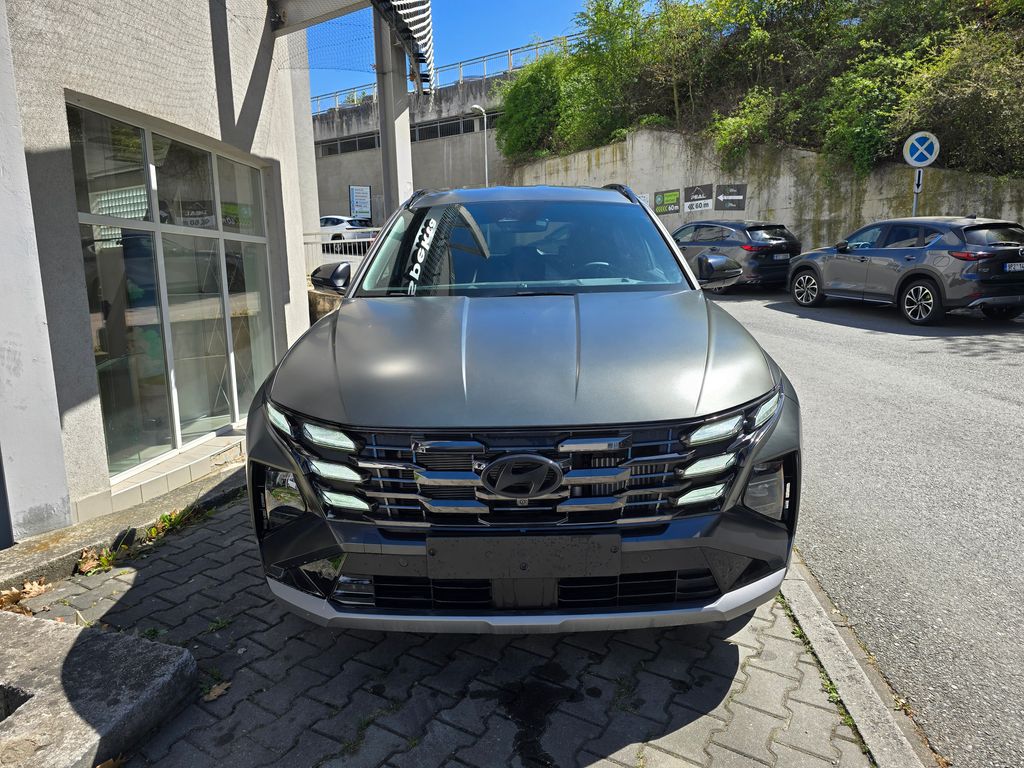 hyundai-tucson-1-6-t-gdi-mt-20-years-premium - 7