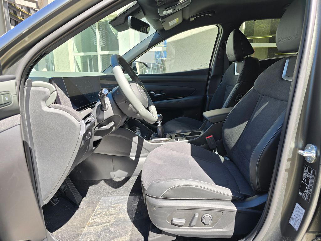 hyundai-tucson-1-6-t-gdi-mt-20-years-premium - 8