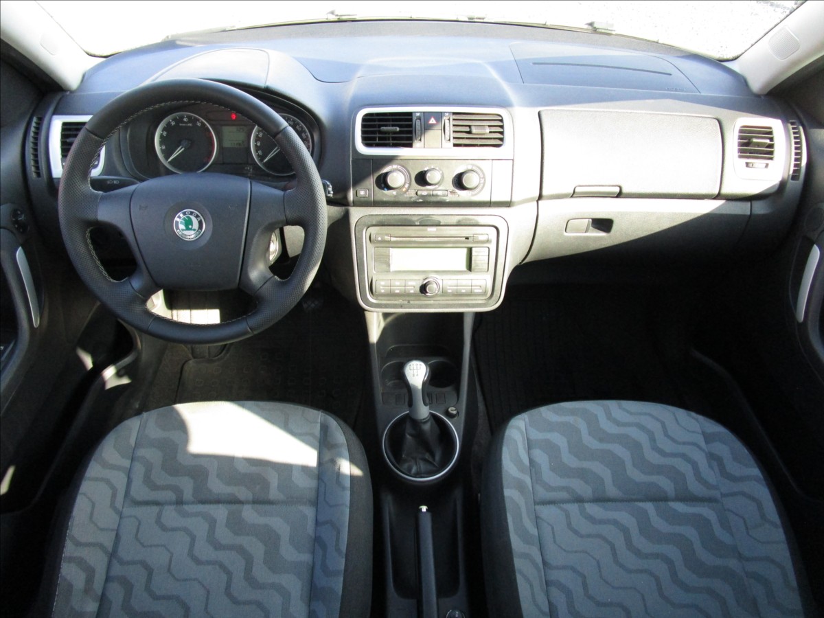 skoda-roomster-1-2-htp-style-klima-2-maj - 6