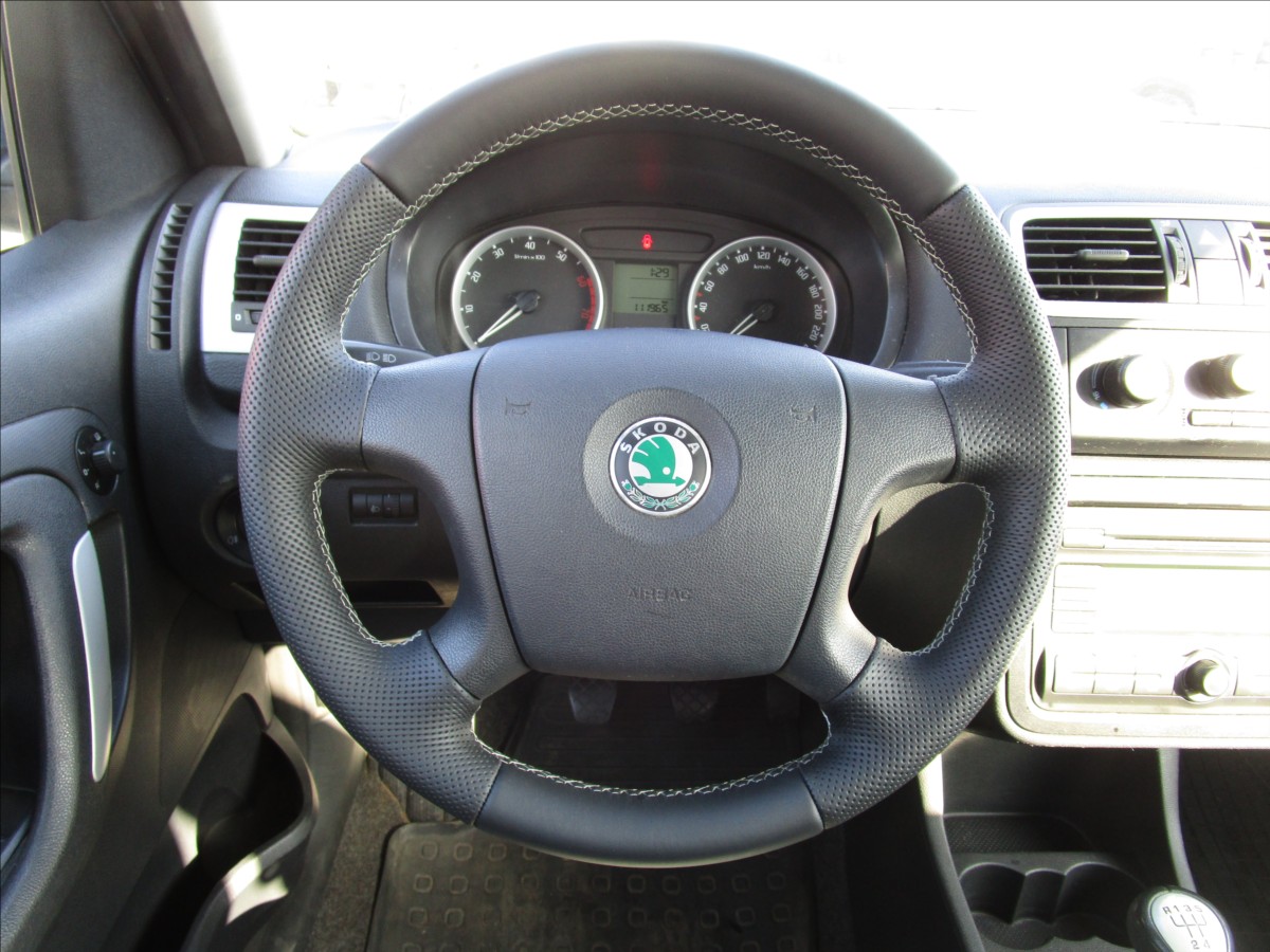 skoda-roomster-1-2-htp-style-klima-2-maj - 7
