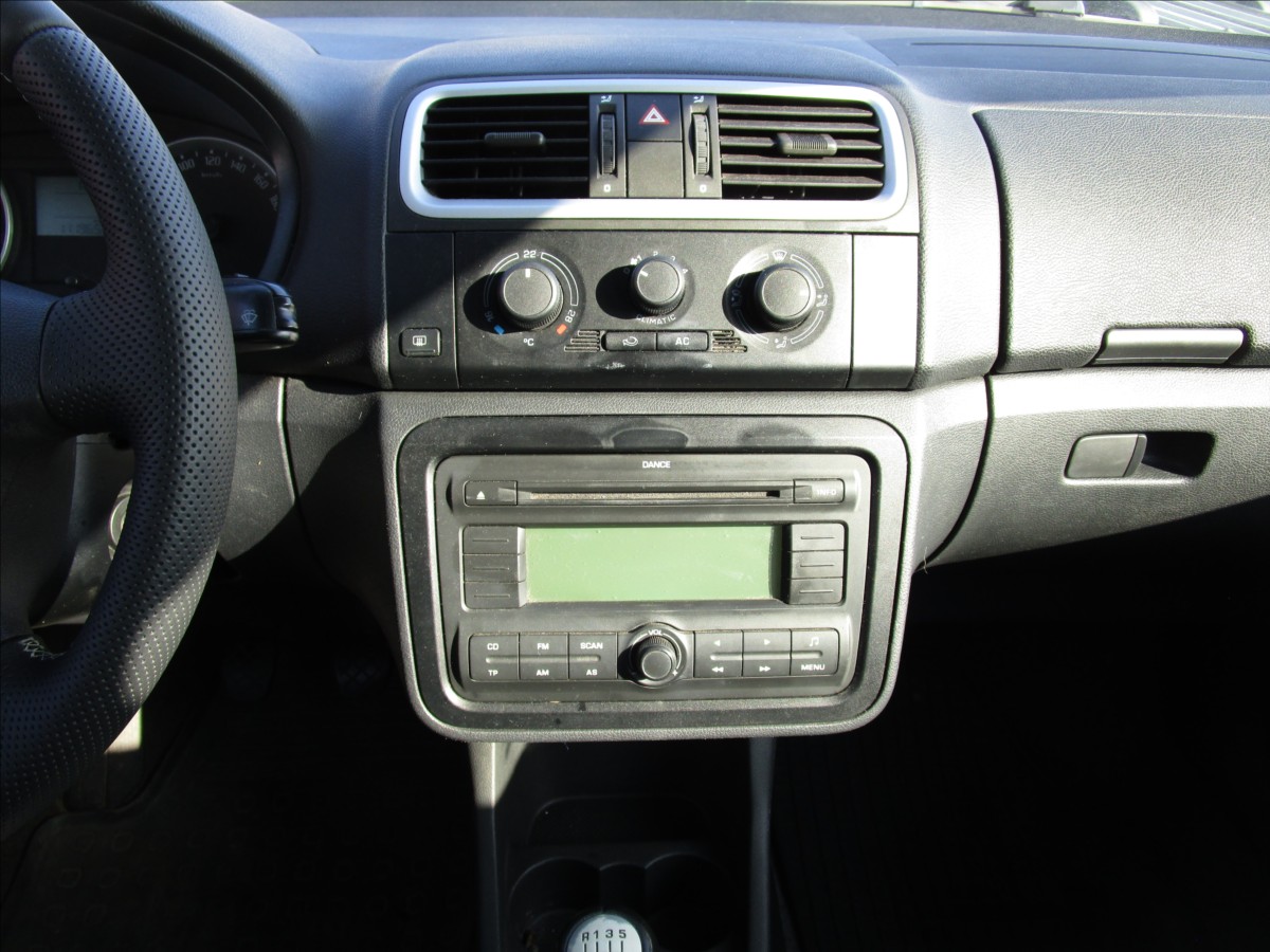 skoda-roomster-1-2-htp-style-klima-2-maj - 8