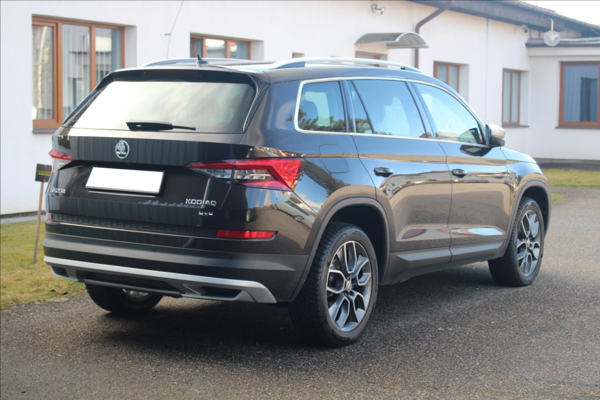 skoda-kodiaq-2-0-tdi-140kw-scout-4x4 - 3